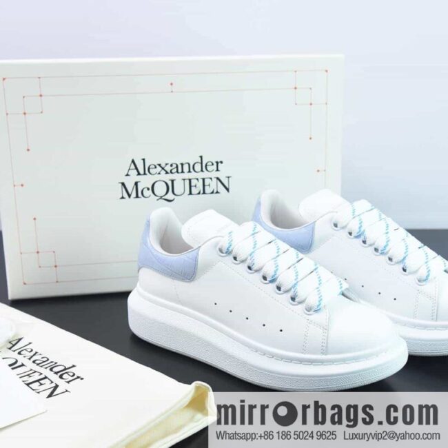 Alexander McQueen/Alexander McQueen, white shoes with thick soles