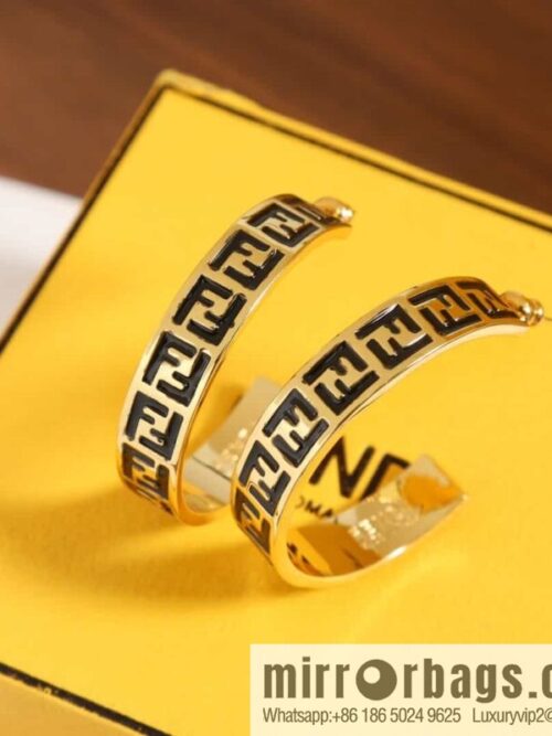 wsxc1686582097749_0-800x8003l2zb1fonve163826_20250705174136.jpg New FENDI Fendi double F letter semicircular earrings stud earrings