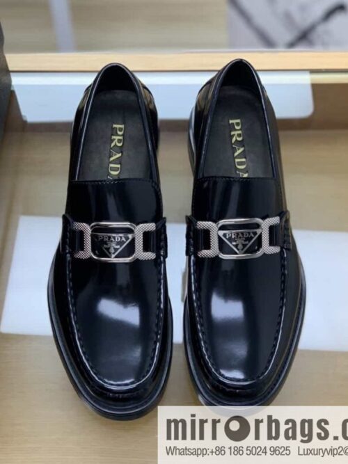 wsxc1687701774201_0-800x800wiecpfe4ydk204422_20250709063601.jpg PRADA Prada men\'s loafers crafted in black smooth cow leather (fabric)