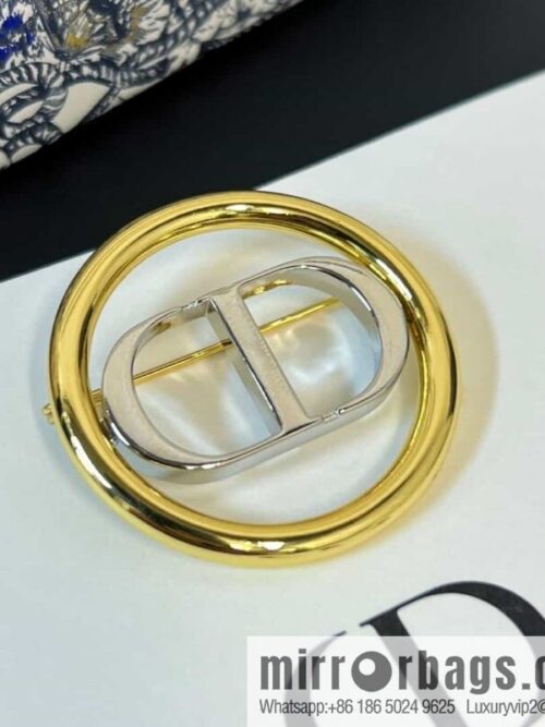 wsxc1687875035512_0-800x800cglolb1wwna158812_20250705141651.jpg New ☑️ DIOR Gold CD Round Brooch