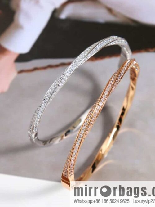 wsxc1688652889814_0-800x800sb4clmdpa5e158375_20250705140251.jpg GRAFF Graff Spiral Diamond Bracelet