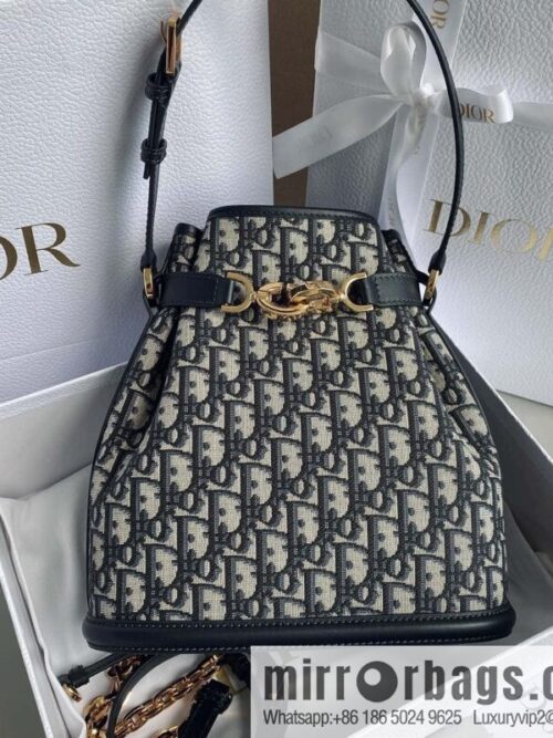 wsxc1691331158939_0-800x800ef2r5oa2nfl82100_20250719081156.jpg Medium C\'EST DIOR Bag M2271UTZQ_M928