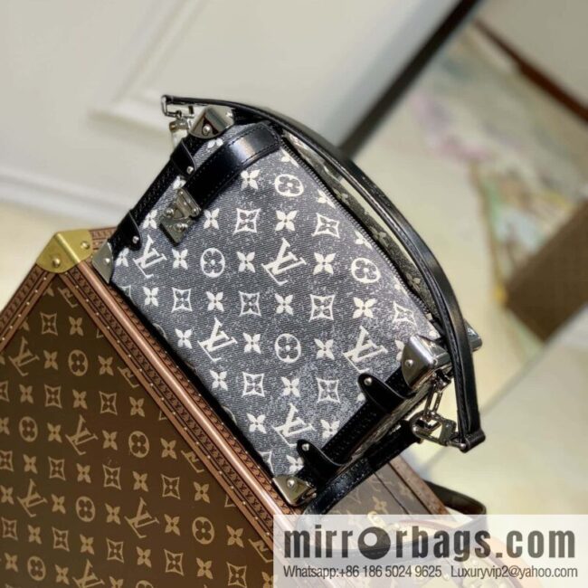 LV M21460 Side Trunk Bag
