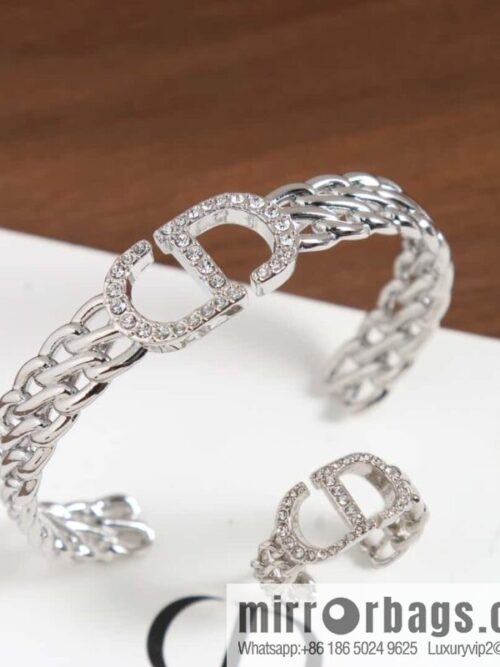 wsxc1691502136259_0-800x800s5ab4trznhf153559_20250705103444.jpg New ☑️ DIOR silver CD full diamond opening bracelet, ring