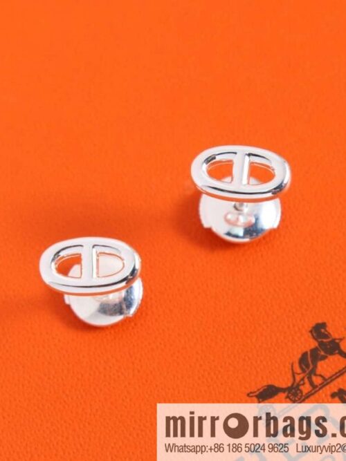 wsxc1691502148005_0-800x800gq35alg0eqr153478_20250705103215.jpg New ☑️ Hermès HERMES smooth pig nose stud earrings
