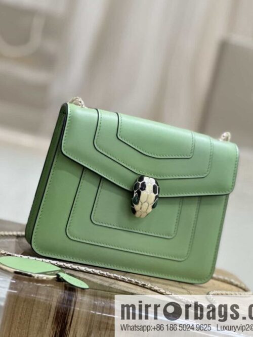 [Bvlgari] Bulgari counter classic top version Serpenti Forever \"single layer\" clamshell small square bag model number: 35107