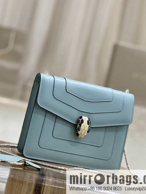 [Bvlgari] Bulgari counter classic top version Serpenti Forever \"single layer\" clamshell small square bag model number: 35107