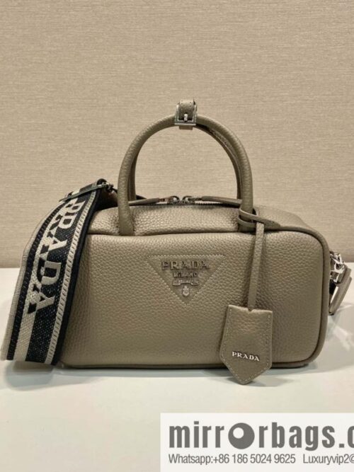 wsxc1691672908378_0-800x800rn0vlufhg0u79552_20250719074620.jpg PRADA Prada imported suede leather new tote bag 1BB102