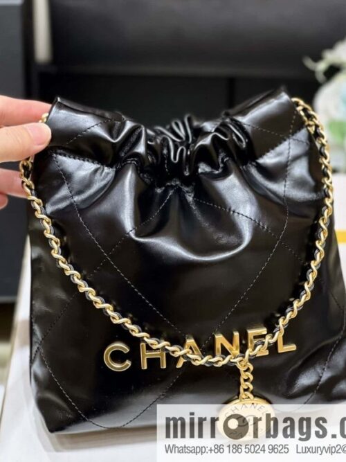 wsxc1691682817407_1-800x800ewwmlvhcf0379302_20250719074427.jpg CHANEL 23S spring and summer series mini 22 bags AS3980 black/gold buckle
