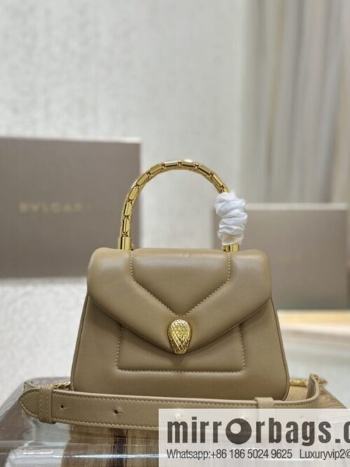 wsxc1692027545425_0-800x800t34zt3gpf1s76950_20250719072035.jpg \"SERPENTI REVERSE\" Small tote bag model number: 292128