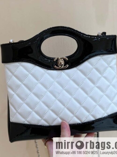 wsxc1692040067442_0-800x80005kvvsey2sf75444_20250719070830.jpg CHANEL 23A Superior Handicraft Series 31bag mini AS4133