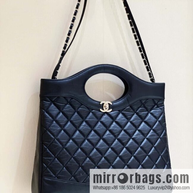 wsxc1692040552624_0-800x800qb4gfee2ocy75347_20250719070742.jpg CHANEL 23A Superior Handicraft Series 31bag Large AS1010 black