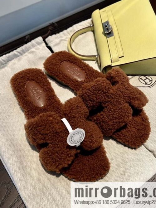 wsxc1692190815834_0-800x800l2cg51ydcmn185541_20250708211753.jpg HERMES Hermès 2022 Teddy model Italy Europe imported lamb wool women\'s sandals