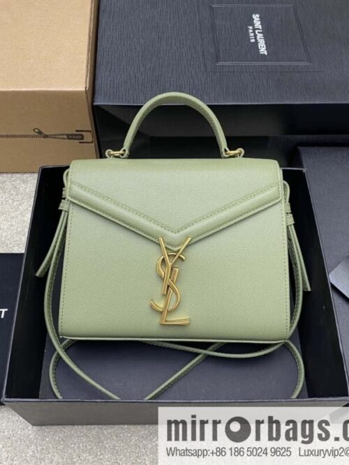 wsxc1692628508087_0-800x800qih0ucb0ij568357_20250719023459.jpg 𝑪𝒂𝒔𝒔𝒂𝒏𝒅𝒓𝒂 caviar pattern hand bag avocado green ball pattern gold buckle Model: 602716