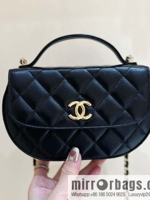 wsxc1692890847120_0-800x800ozujhagm24i66858_20250719021429.jpg CHANEL 23A high-end handmade workshop series saddle bag AP3367