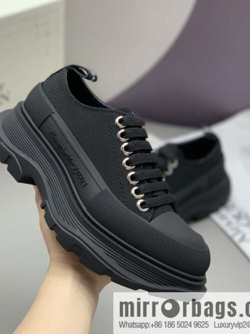 wsxc1693157341396_4-800x800bl1rg05uxuk177834_20250708171850.jpg Alexander McQueen Early Spring His & Hers platform muffin shoes