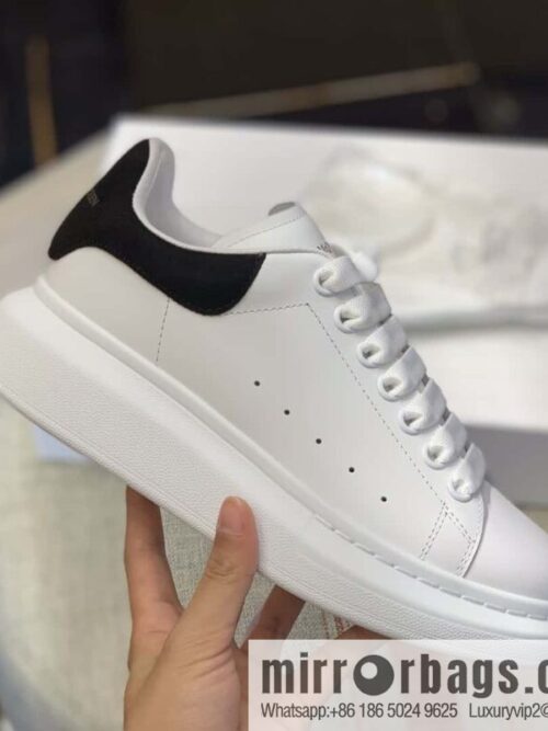 wsxc1693323380812_3-800x800bzc4sv1e52o175981_20250708160838.jpg Alexander McQueen Alexander McQueen Black Fleece Tail Unisex sneakers