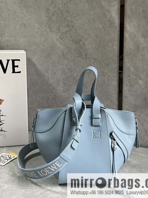 wsxc1693767806990_0-800x800netvpuohbzt62089_20250719011444.jpg LOEWE 2023 monochrome glaze satin series Hammock bag hammock bag 0682 haze blue