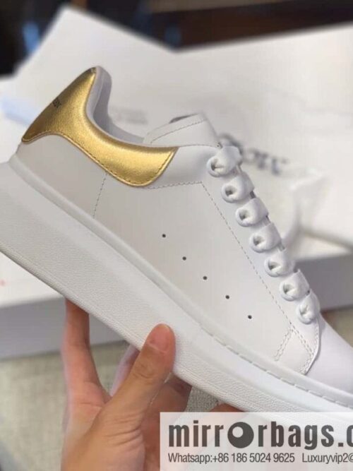 wsxc1694115679513_2-800x800enopquprm10170910_20250705211910.jpg Alexander McQueen Alexander McQueen gold leather tail, the same sneaker for men and women