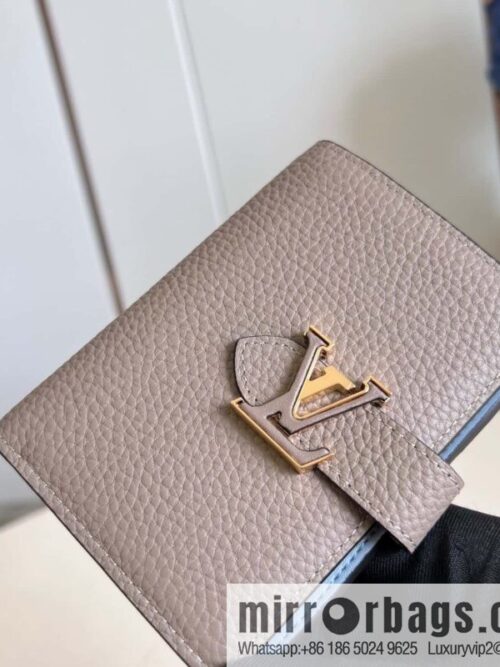 wsxc1695031588762_1-800x800i4ote1b0rt556211_20250719000248.jpg M82198 LV VERTICAL short wallet