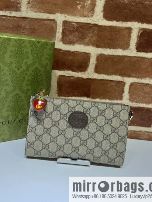 wsxc1696268126714_0-800x800ticamhieb3150099_20250718042445.jpg GUCCI double G strawberry hand wallet 726250 brown glue