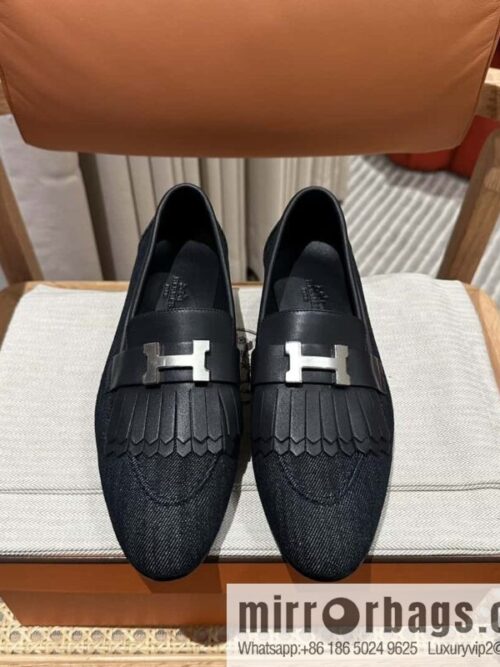 wsxc1696436760931_0-800x8002zvumefjiis162627_20250705165947.jpg Hermès H\'s classic loafers, fringed denim with dark blue silver buckle