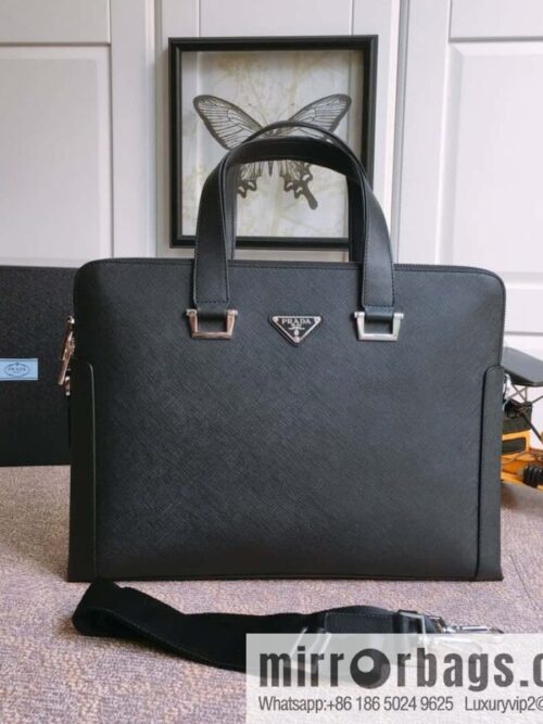 wsxc1697558853186_0-800x800l554vs3n2me42067_20250718023908.jpg PRADA imported cross pattern leather briefcase