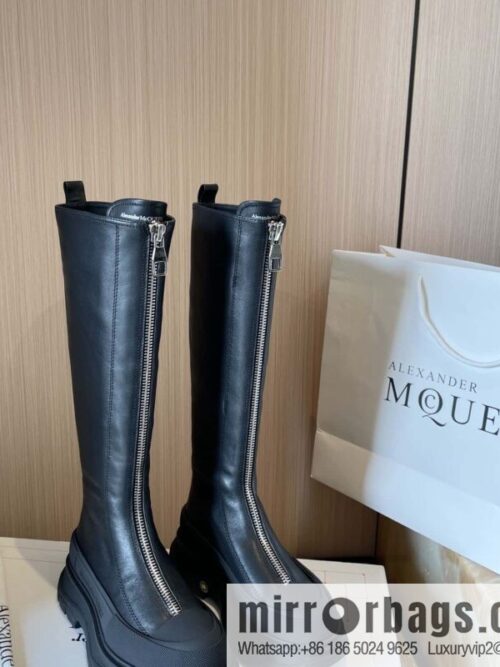 wsxc1697642782400_8-800x8001nrx2y2cgvf157070_20250705130324.jpg Alexander McQueen Front Zip Platform Knight Boots