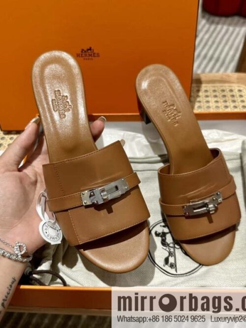 wsxc1697812143268_3-800x800themhlu1izr156802_20250705124004.jpg Hermès 2023 latest Kelly buckle heels