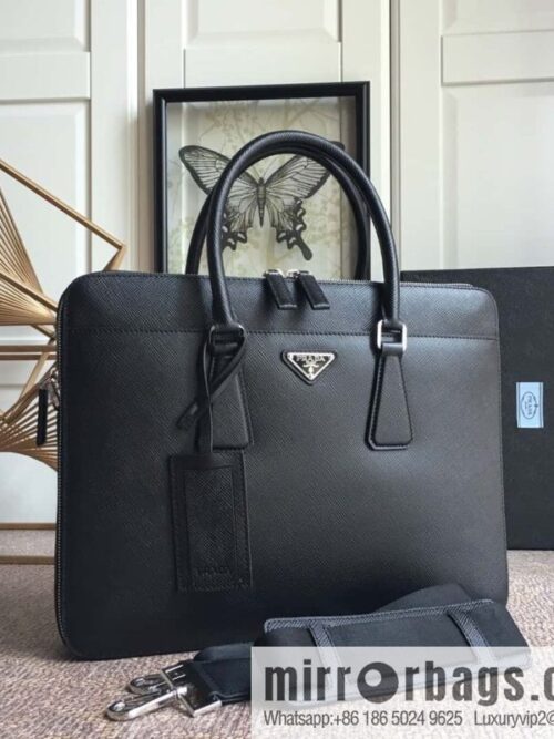 wsxc1697817817877_0-800x800l2p3pl02sbx40460_20250718021533.jpg PRADA imported cross pattern leather briefcase 0366B black