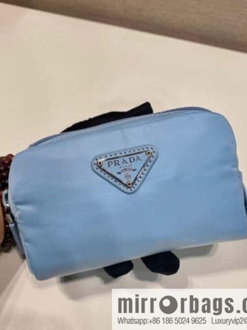 wsxc1698264796629_0-800x800ycfefmccqkj39375_20250718020558.jpg PRADA Re-Nylon Recycled Nylon Small Hand Bag 1NA339