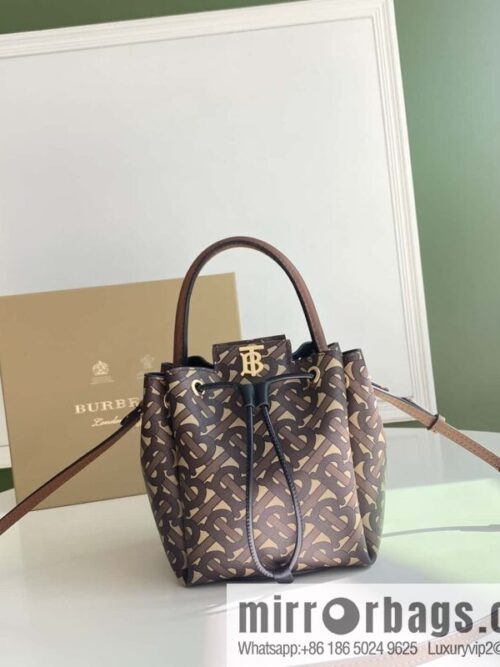 wsxc1700589601326_0-800x800op3jxlo4ldp29072_20250716031417.jpg Burberry Burberry three-dimensional bucket bag printed