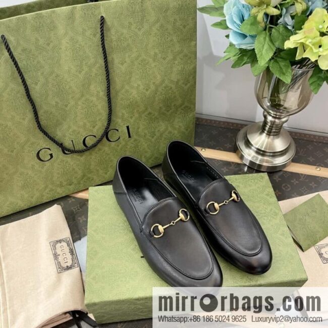GUCCI Gucci buckle loafers
