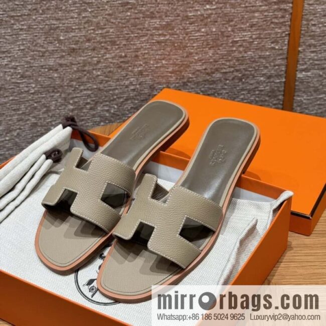 wsxc1711374712539_0-800x800dhn455sc3fa117961_20250702135800.jpg Hermès slippers