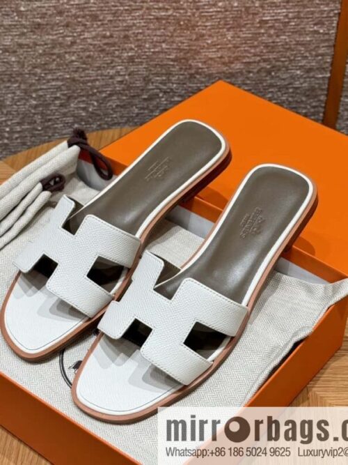 wsxc1711375605394_0-800x800w2aefuwpfuv117781_20250702135311.jpg Hermès slippers