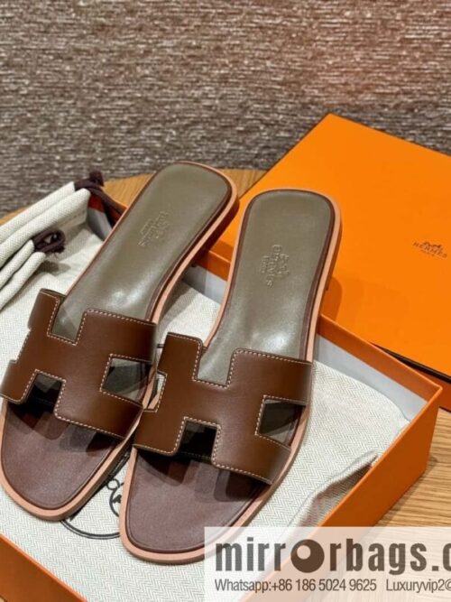 wsxc1711543730964_0-800x800sz32bdw4wax110206_20250702080605.jpg Hermès slippers