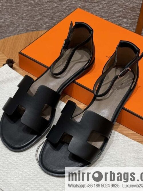 wsxc1712920879474_0-800x800nn5yv5egn1b100146_20250702040743.jpg Hermès H\'s must-wear sandals in spring and summer