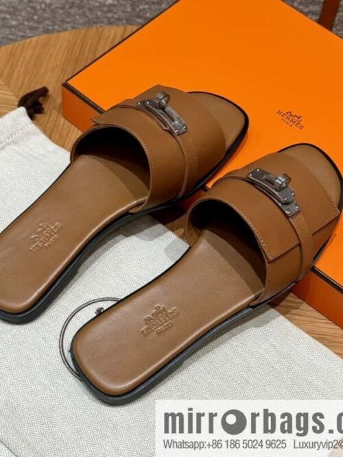wsxc1715180599138_0-800x800hgi2mgnowea98261_20250702031858.jpg Hermès 183Kelly tow sandals Gigi50 gold brown/ck37/gold