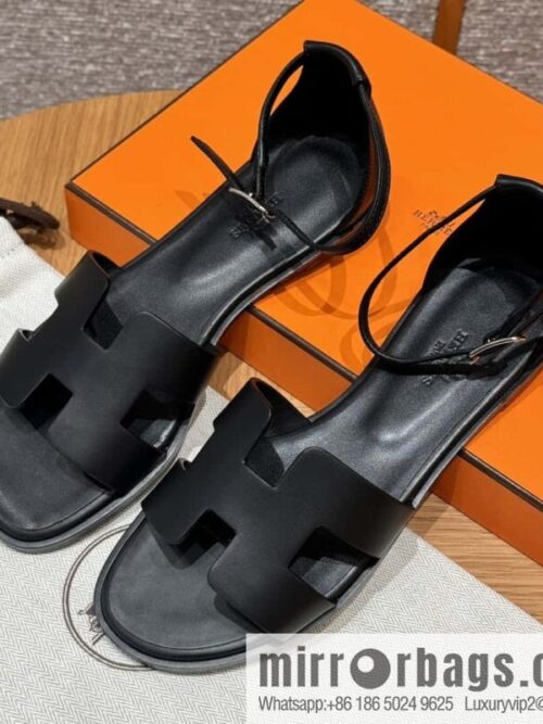 wsxc1715614579654_0-800x800ozrwgfgfin290168_20250701235617.jpg Hermès 196 Santorini Sandals 50 Plain Weave/Swift Black/CK89/Noir