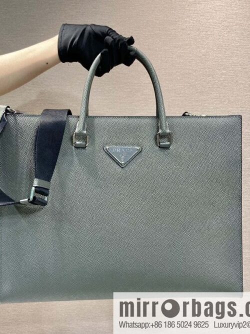 wsxc1715803133024_0-800x800xo2aebol5mp200259_20250709044340.jpg PRADA 🎉 new briefcase 🎉🎉 2VG101 new color