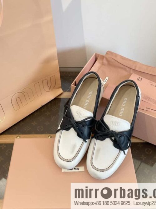 wsxc1717169577712_7-800x800j3g5fiwbbqn80059_20250701184216.jpg 𝐌𝐢𝐮𝐌𝐢𝐮|| Miu Miu Bow Lace Up Sailing Flat Loafers