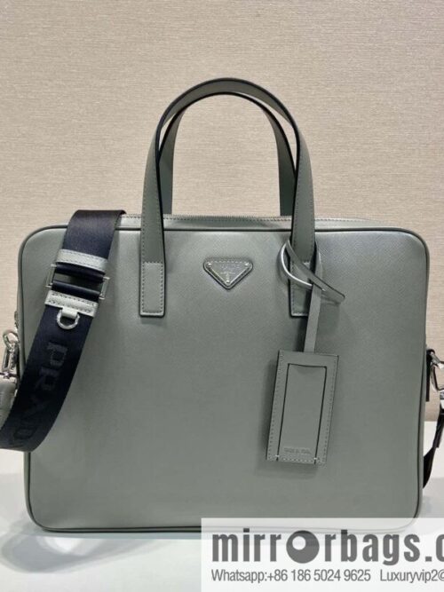 wsxc1718382856241_0-800x800wtds02kahn4192672_20250709010011.jpg Prada 🎉 new briefcase 🎉 2VE368🎉