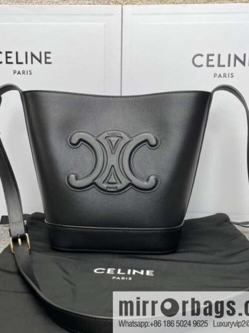 wsxc1718466335643_0-800x800fezwl2nx3iy192071_20250709004142.jpg CELINE CUIR TRIOMPHE Small smooth leather bucket bag 198243