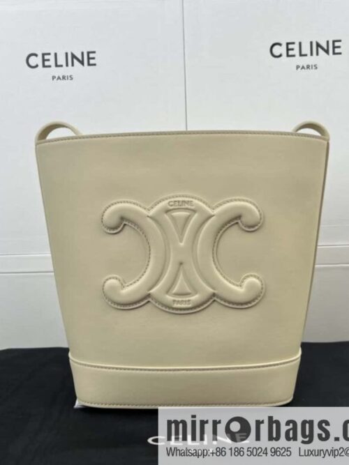 wsxc1718468441731_0-800x800nn1ugigsaur191949_20250709003802.jpg CELINE CUIR TRIOMPHE Small smooth leather bucket bag 198243
