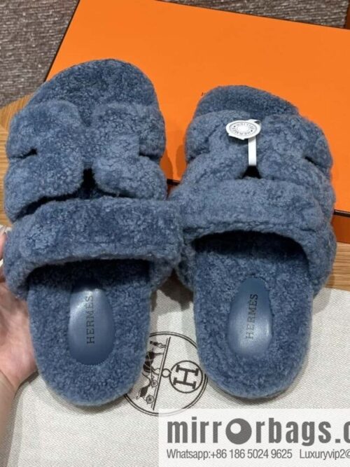 wsxc1719494841016_3-800x800zizaxc35kon51514_20250630003308.jpg HERMES 225 CHYPRE SANDAL uncle shoes, woolskin/blue/blue