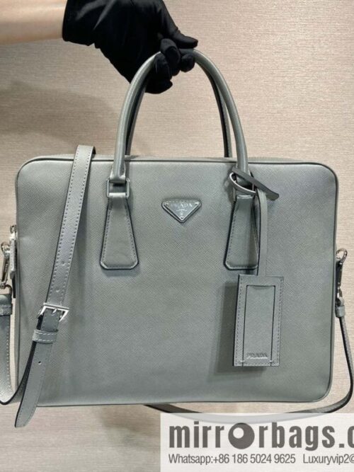 wsxc1719840613301_0-800x800t2wc4urlx2x184798_20250708205655.jpg PRADA 🎉 classic new color 🎉 2VE0368