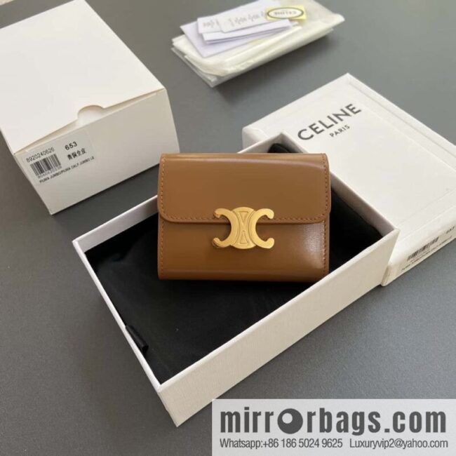CELINE TRIOMPHE glossy leather (fabric) short wallet 10l653DS3.04LU652