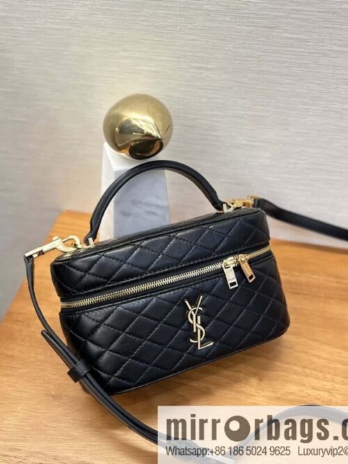 wsxc1720703361901_0-800x8003e3yi0urjss180413_20250708184556.jpg YSL 𝗚𝗔𝗕𝗬 𝗩𝗔𝗡𝗜𝗧𝗬 mini sheepskin clutch bag 766731