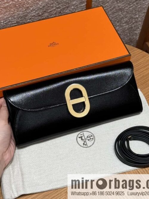 wsxc1724839710025_0-800x800ny2juopl44b172395_20250705220312.jpg Chaine d\'Ancre To Go Wallet, Golden Buckle with Pig Nose Togo