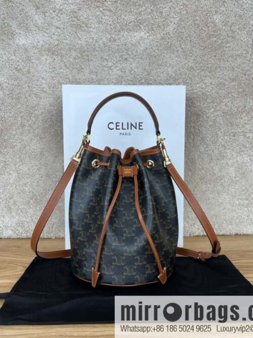 wsxc1724853489769_0-800x800co4teuxiobo169919_20250705204003.jpg CELINE CLARA logo printed cow leather handbag 116882